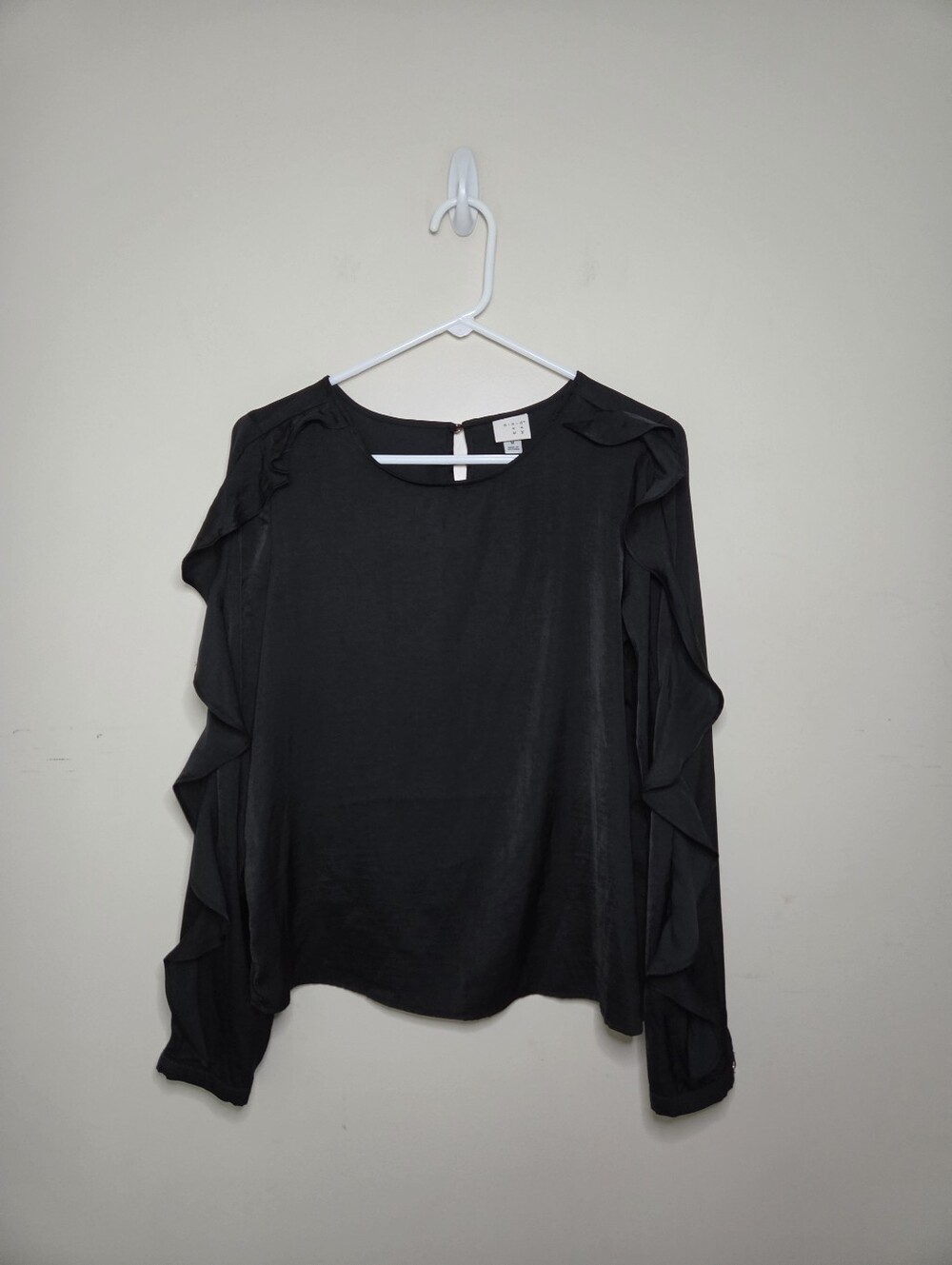 Women's A New Day Black Long Sleeve Ruffle Top Sz Med